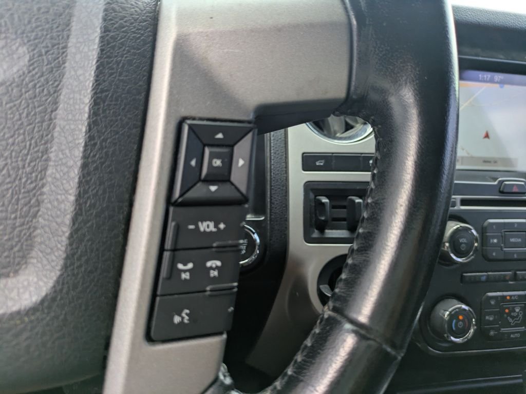 Used 2017 Ford Expedition Limited w/ Equipment Group 301A RWD image 30
