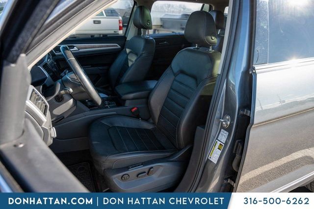 Used 2018 Volkswagen Atlas SEL Premium image 4