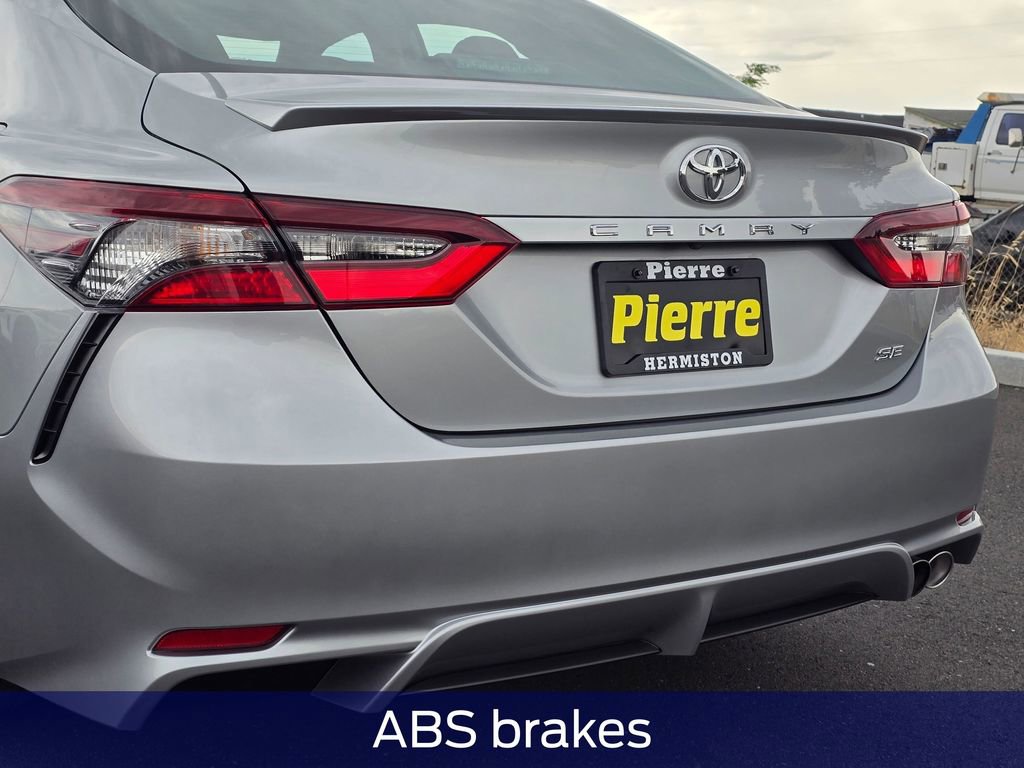 Used 2024 Toyota Camry SE FWD image 8