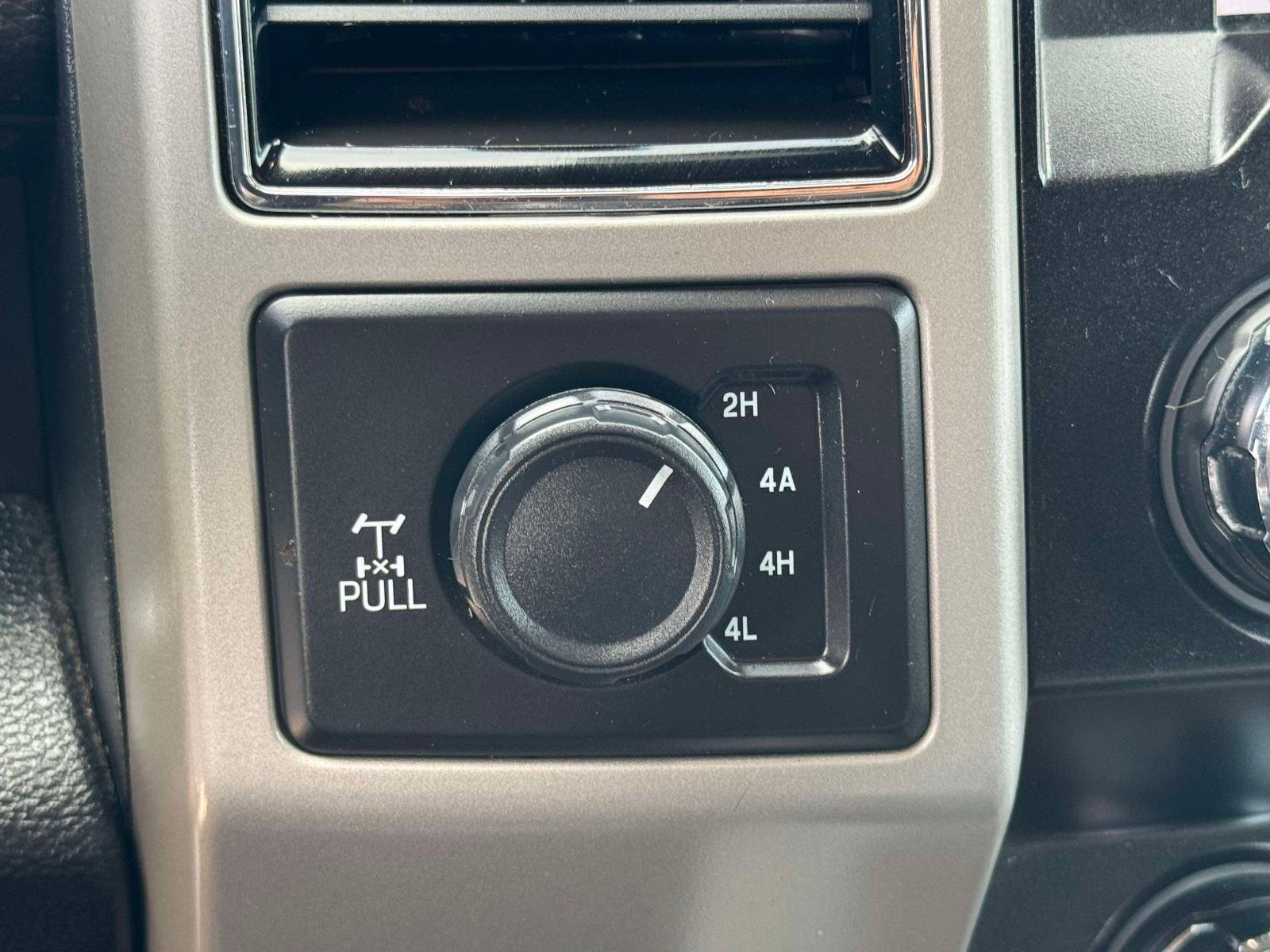 Used 2019 Ford F150 Lariat AWD/4WD image 28