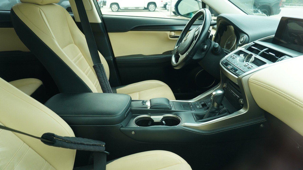 Used 2019 Lexus NX 300 FWD w/ Comfort Package image 10