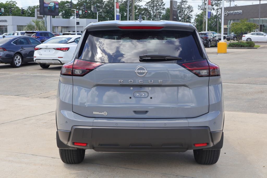 Certified 2026 Nissan Rogue SV image 19
