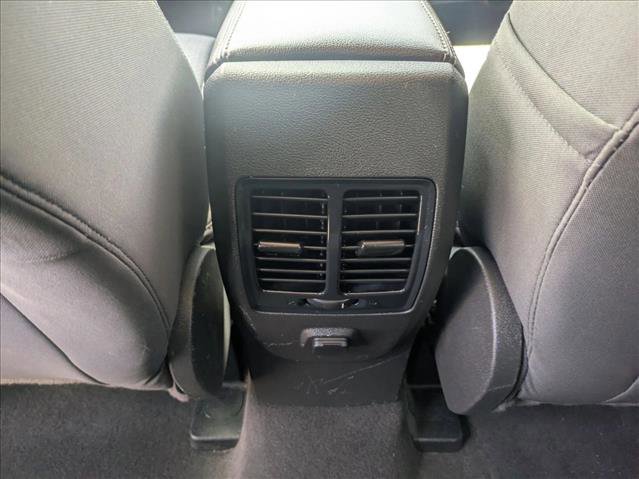 Used 2017 Ford Escape SE image 15