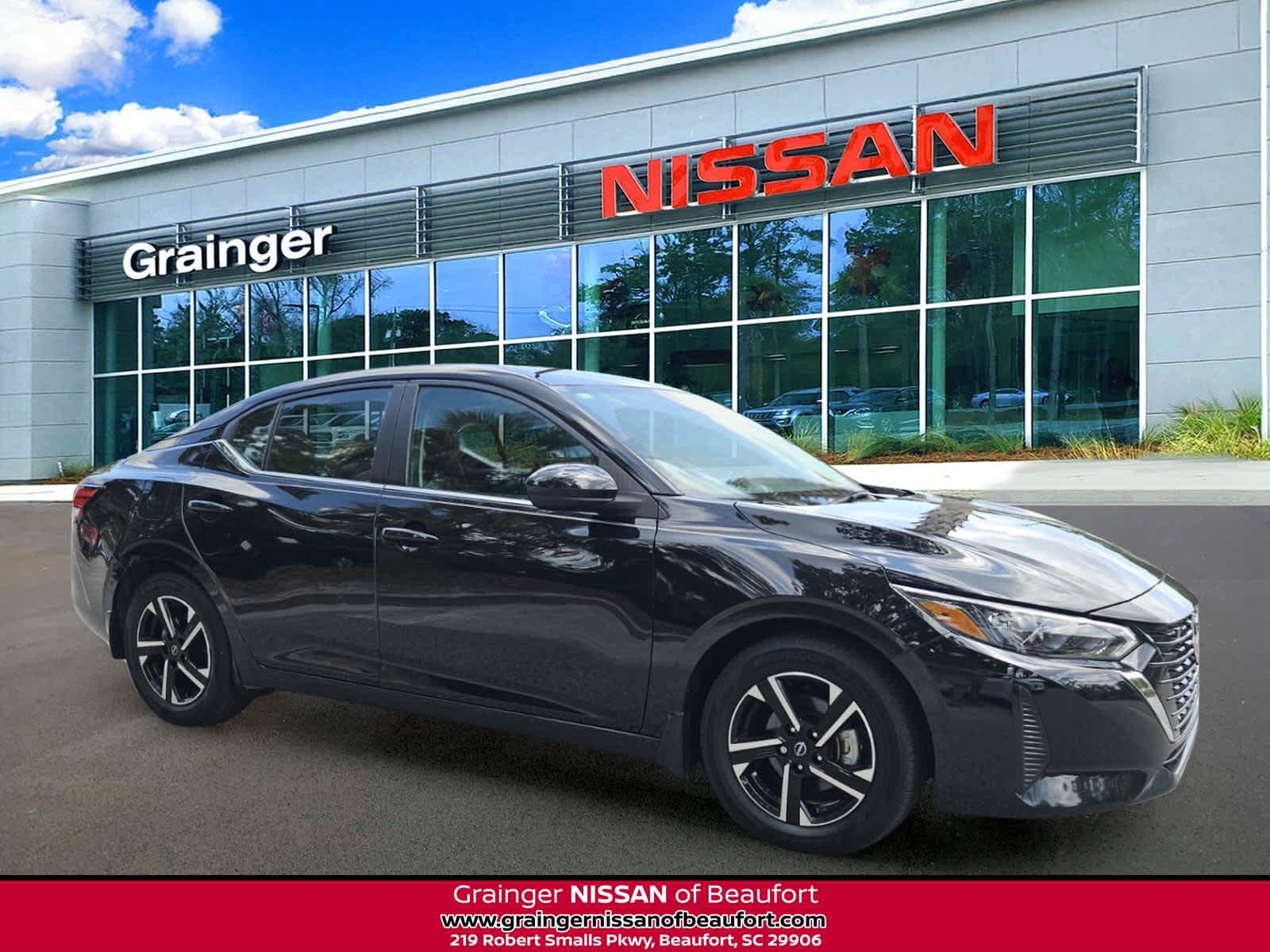 Used 2025 Nissan Sentra SV FWD image 1