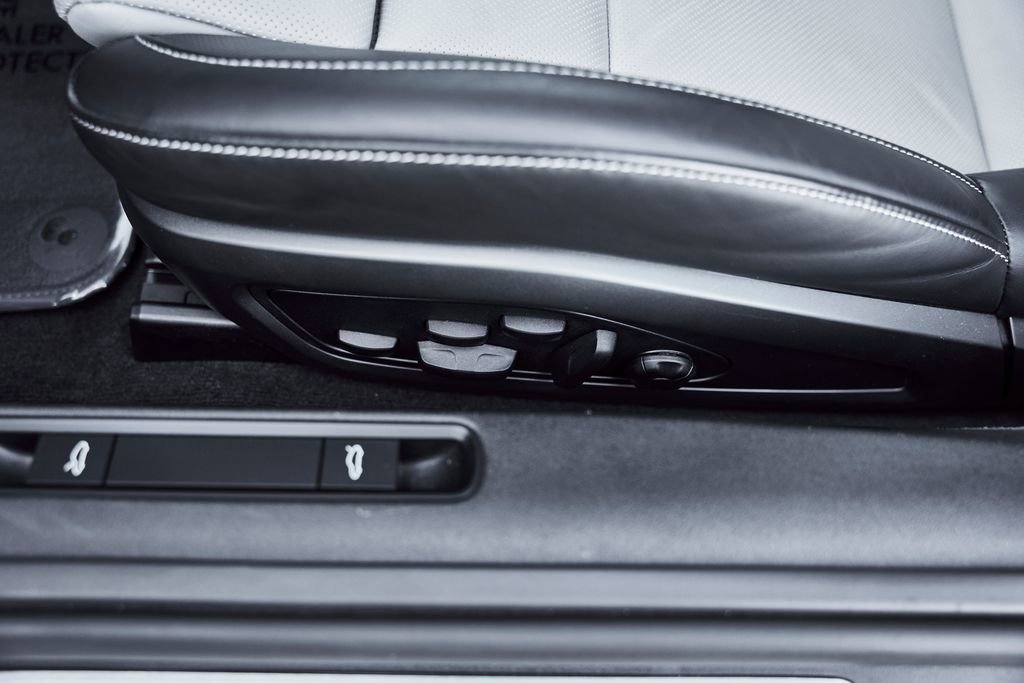 Used 2023 Porsche 911 Turbo S image 34