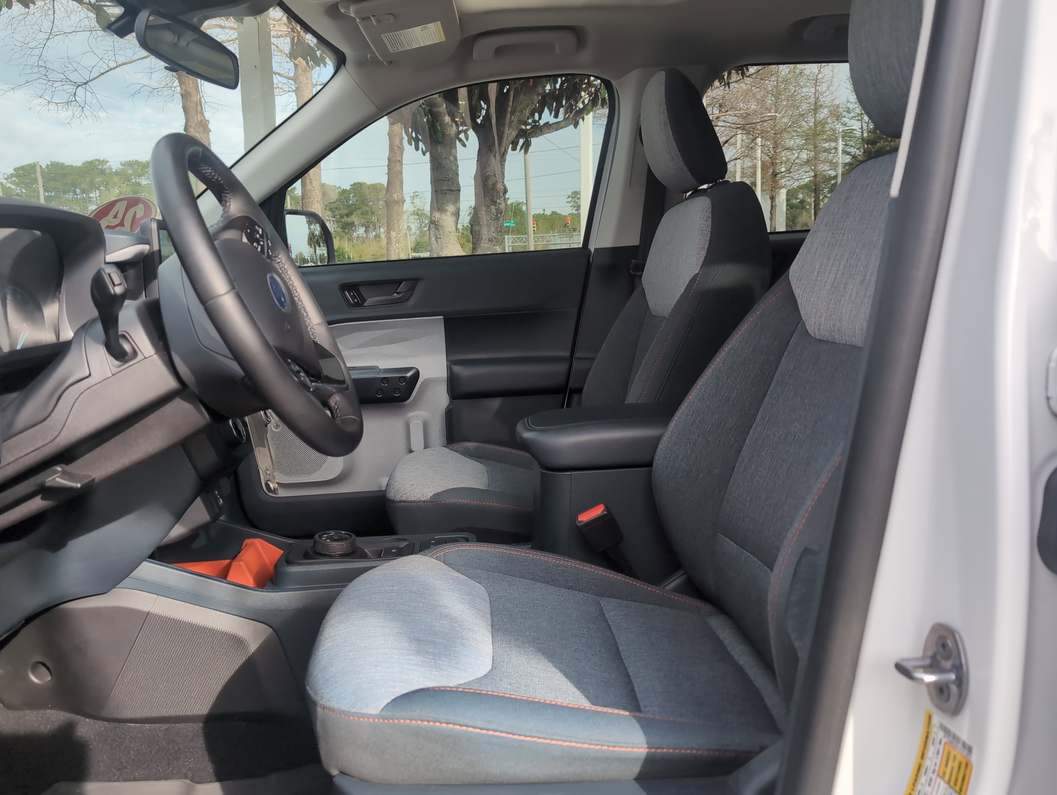 Used 2024 Ford Maverick XLT w/ XLT Luxury Package FWD image 16