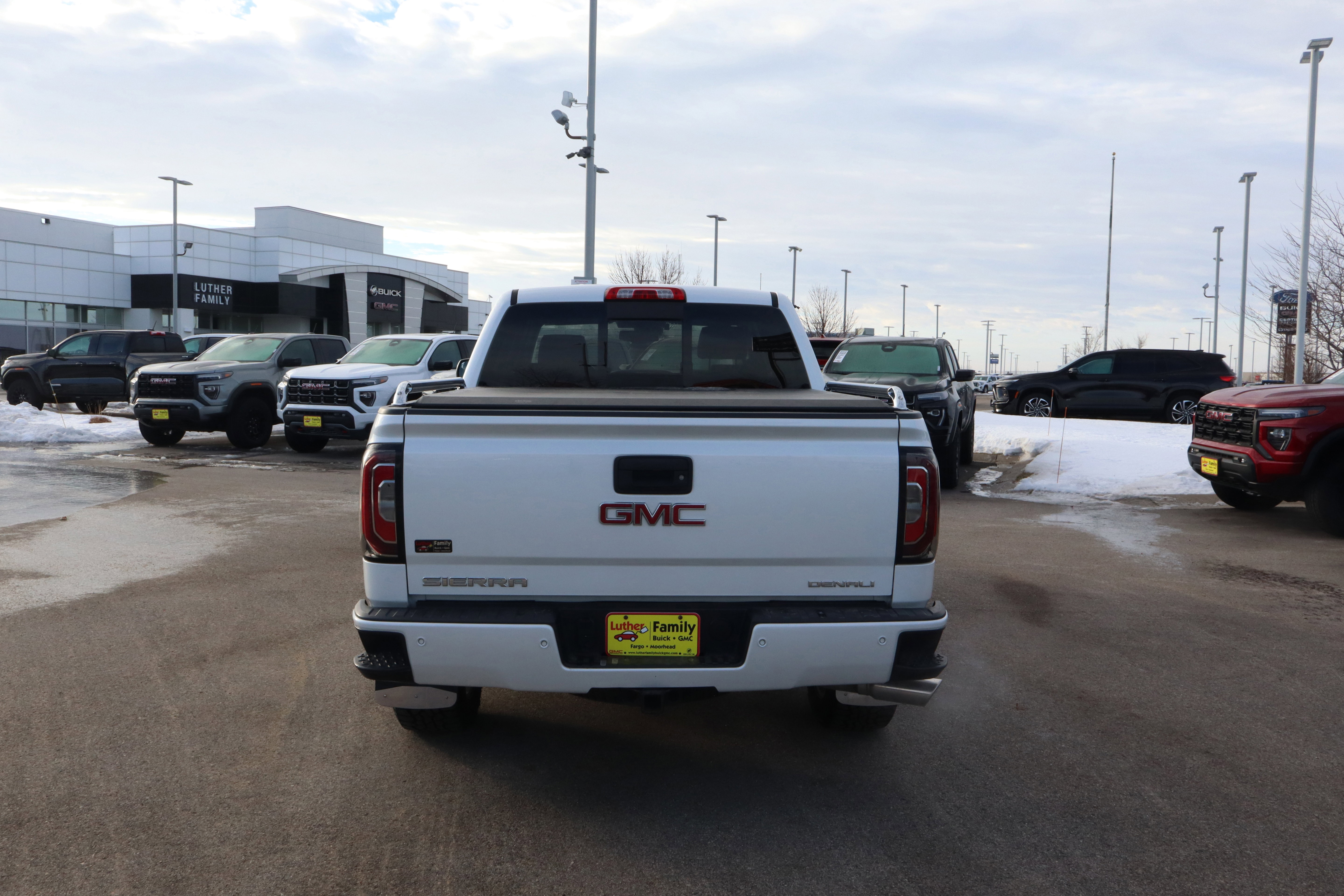 Used 2017 GMC Sierra 1500 Denali image 6