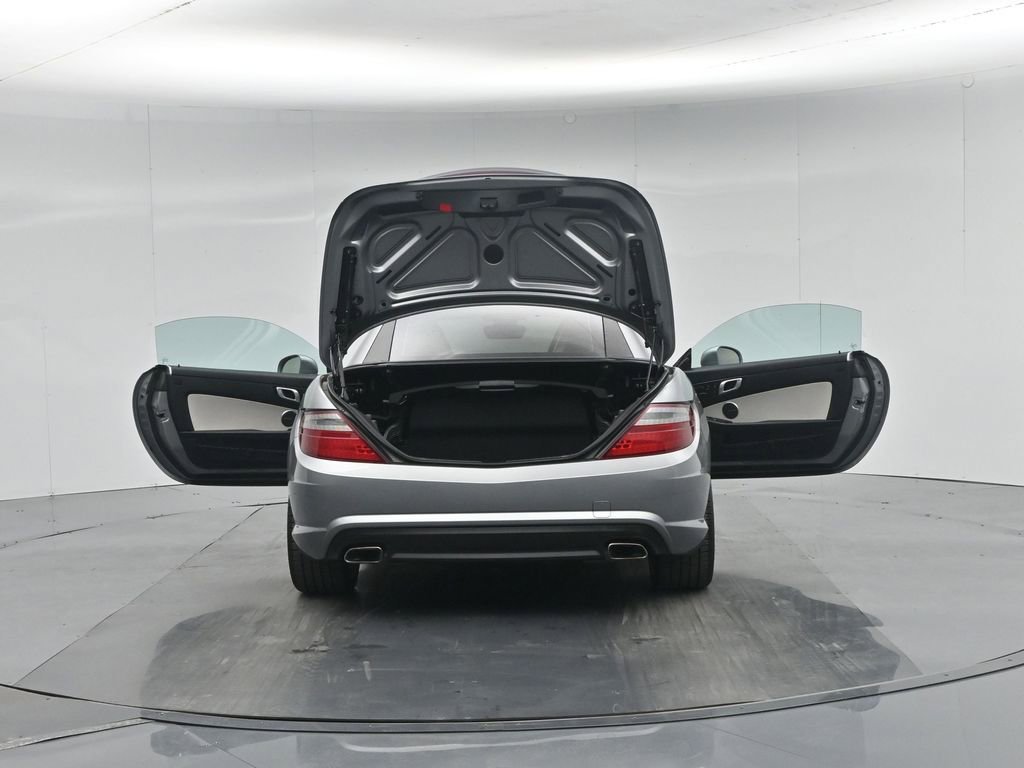 Used 2015 Mercedes-Benz SLK 250 image 28