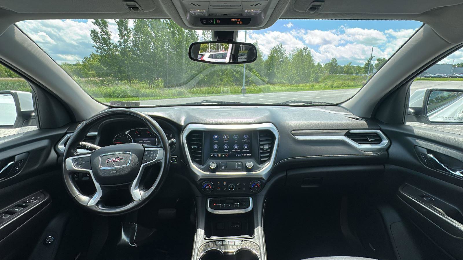 Used 2020 GMC Acadia SLT image 30