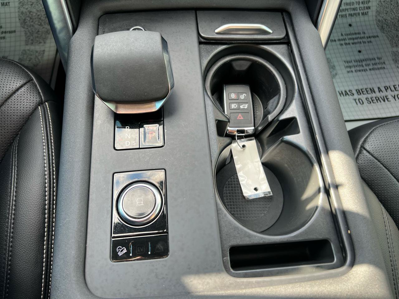 Used 2022 Land Rover Discovery S R-Dynamic AWD/4WD image 22