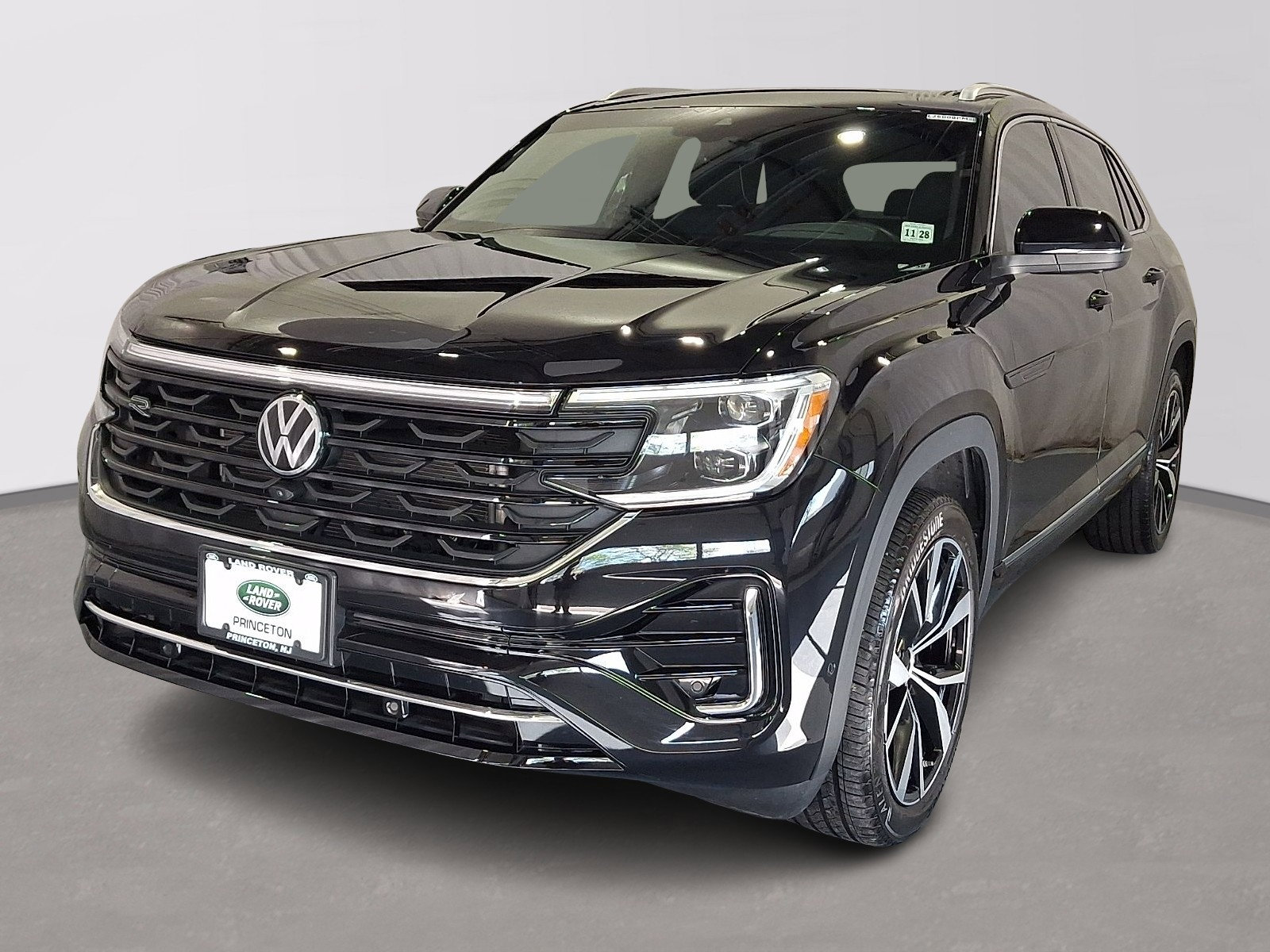 Used 2024 Volkswagen Atlas Cross Sport SEL Premium R-Line AWD/4WD image 1
