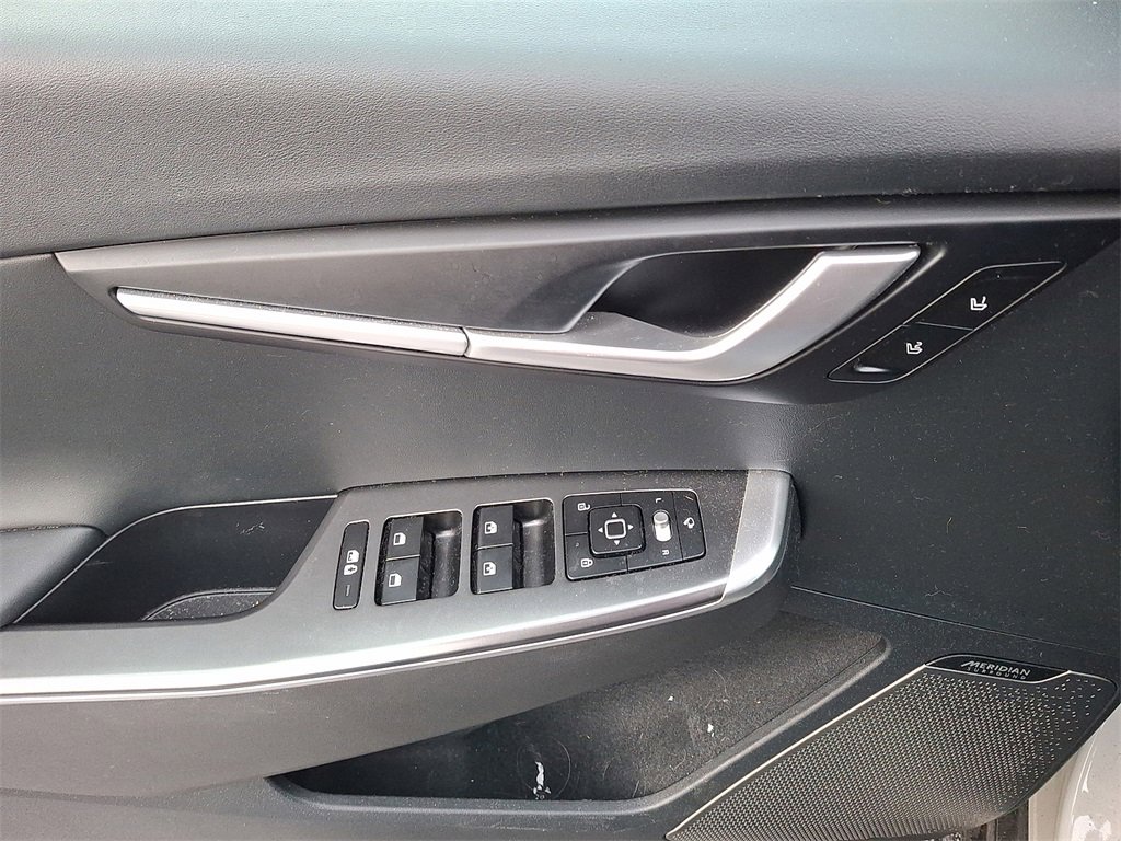 Certified 2022 Kia EV6 Wind image 2