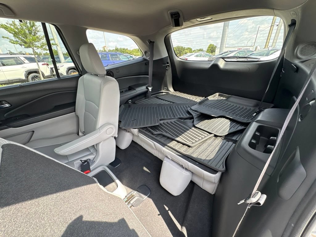 Used 2019 Honda Pilot Touring image 18