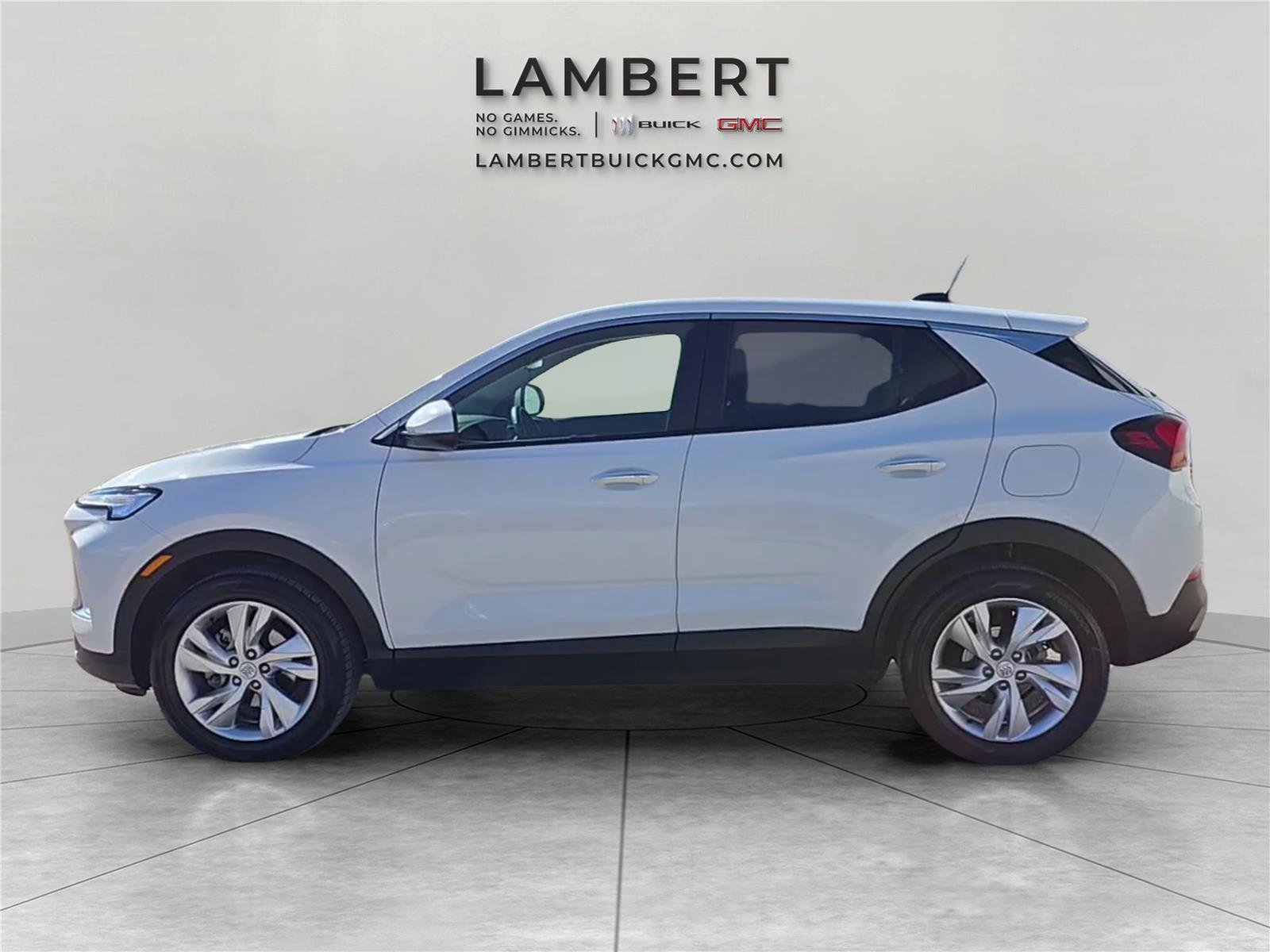 Used 2024 Buick Encore GX Preferred image 2