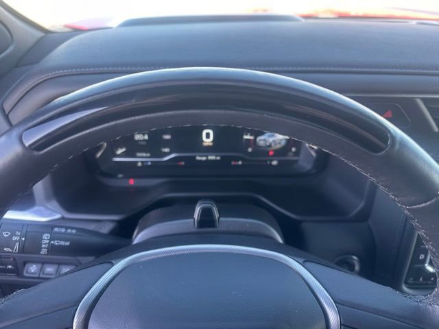 Used 2024 GMC Yukon XL Denali w/ Advanced Technology Package image 22