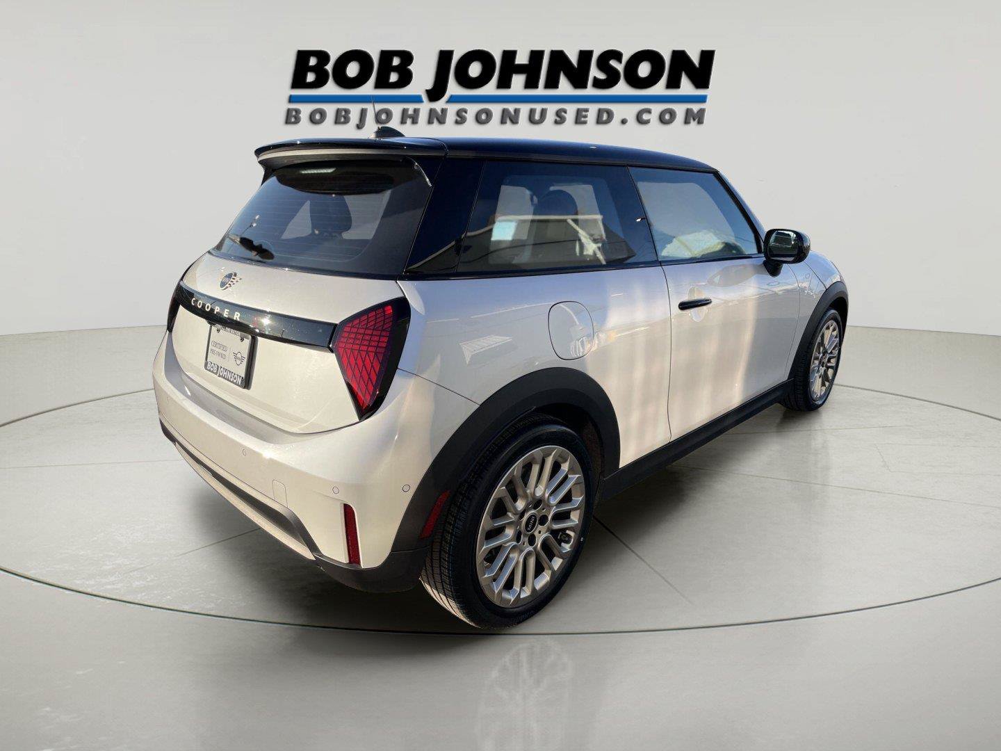 Used 2025 MINI Cooper S FWD image 3