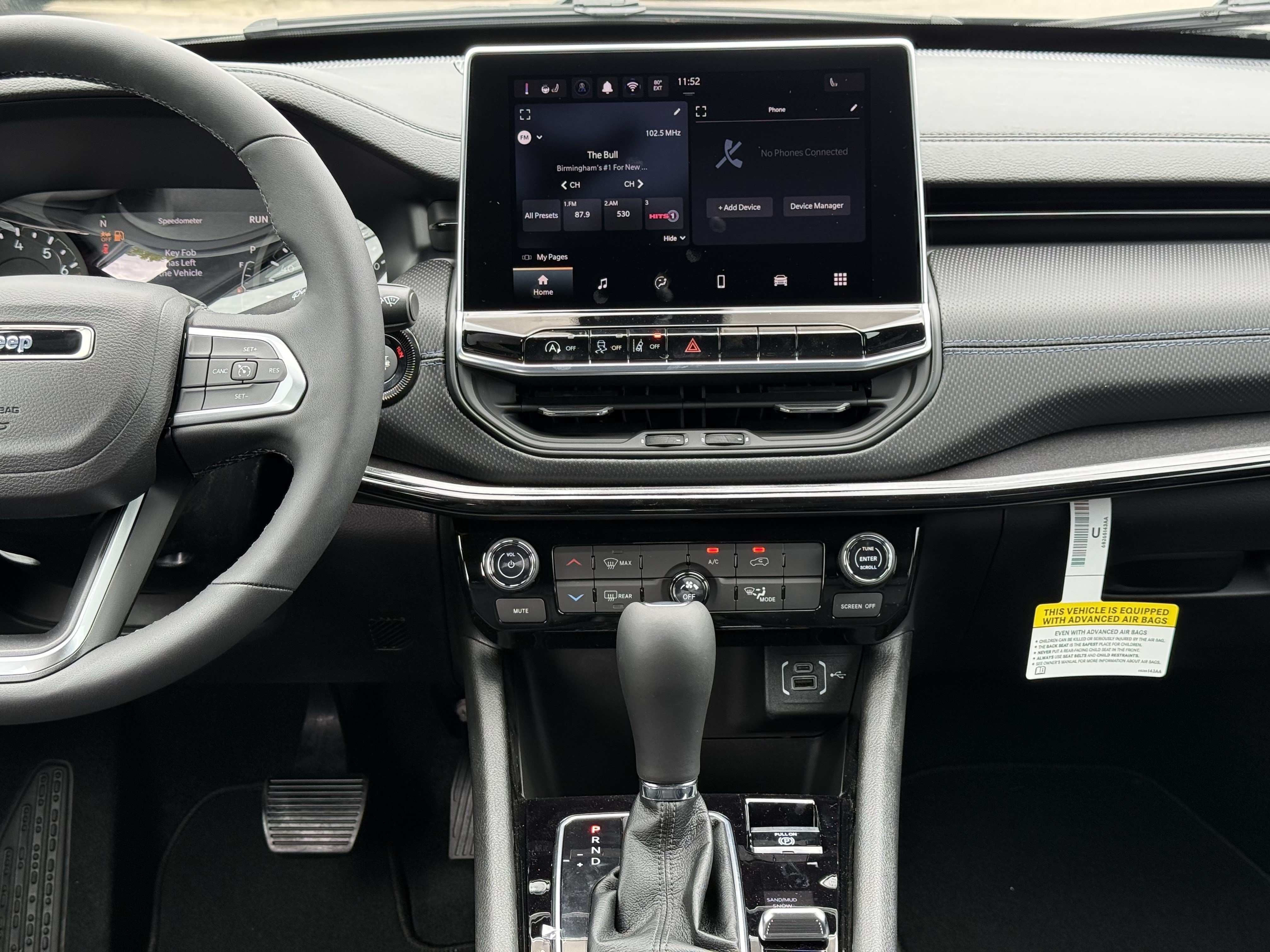 New 2026 Jeep Compass Latitude AWD/4WD image 30