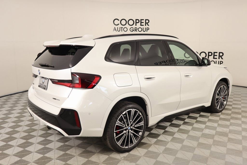 New 2025 BMW X1 xDrive28i w/ Technology Package AWD/4WD image 23