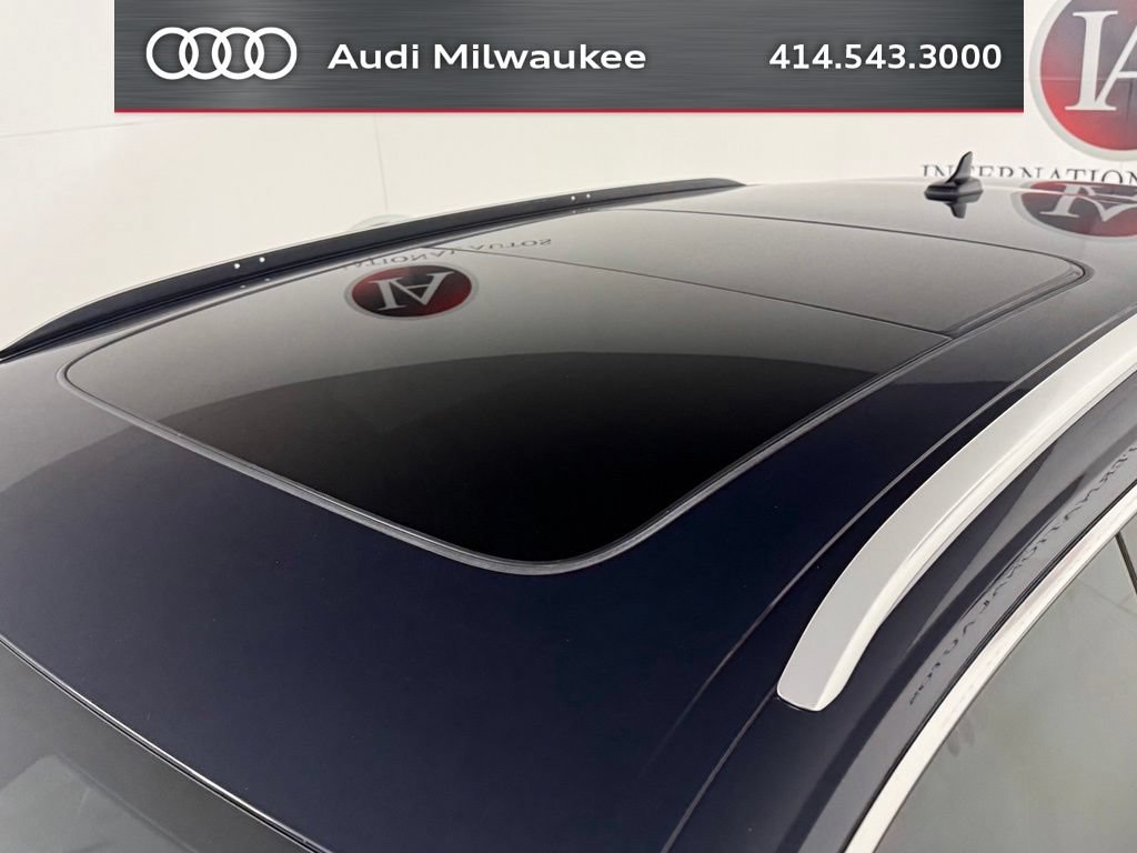 Used 2024 Audi SQ8 Prestige AWD/4WD image 12
