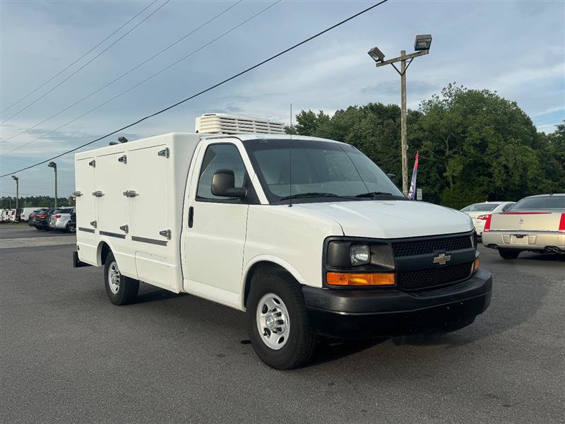 Used 2014 Chevrolet Express 3500 RWD image 4