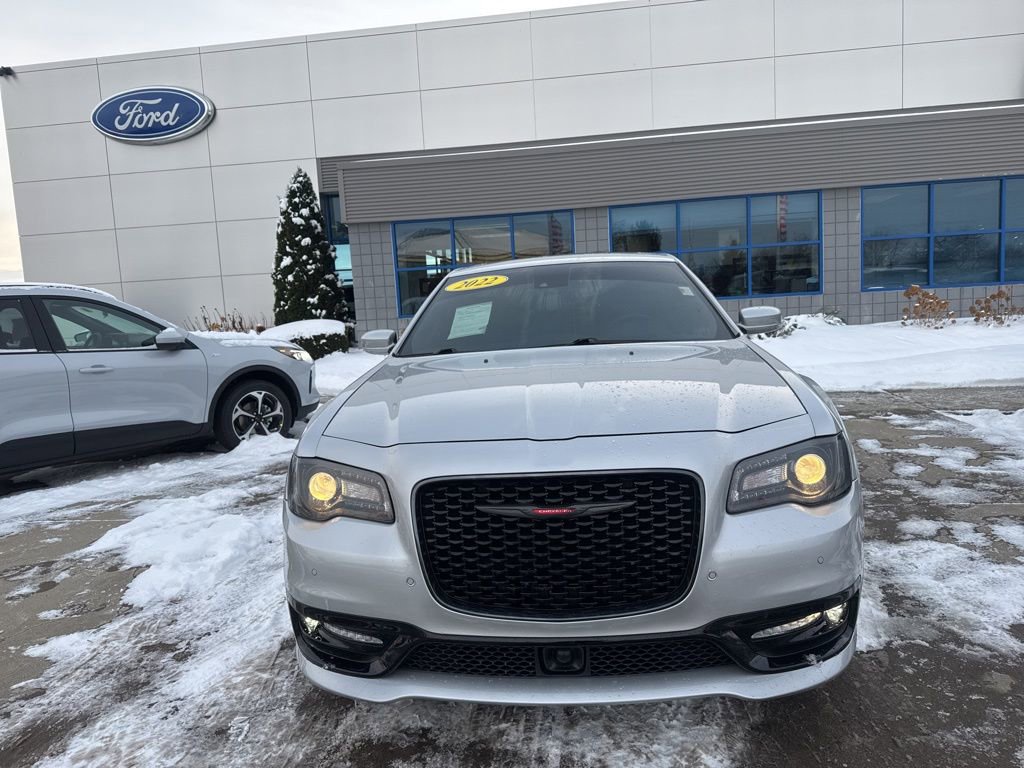 Used 2022 Chrysler 300 S w/ Safetytec Plus Group image 7