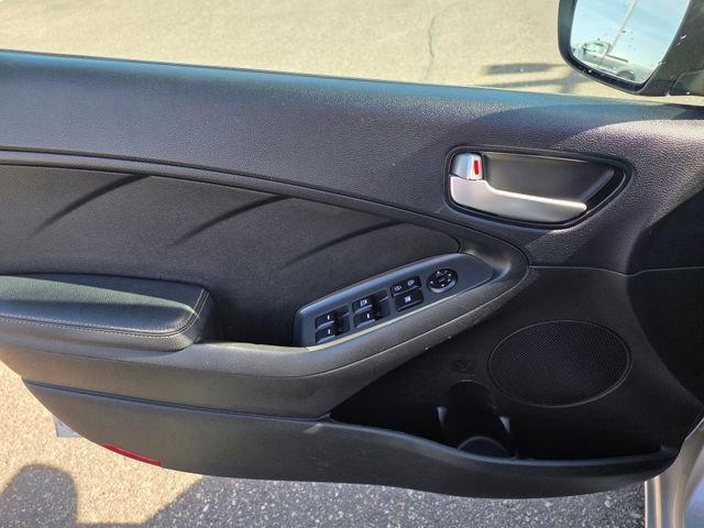 Used 2018 Kia Forte LX image 13