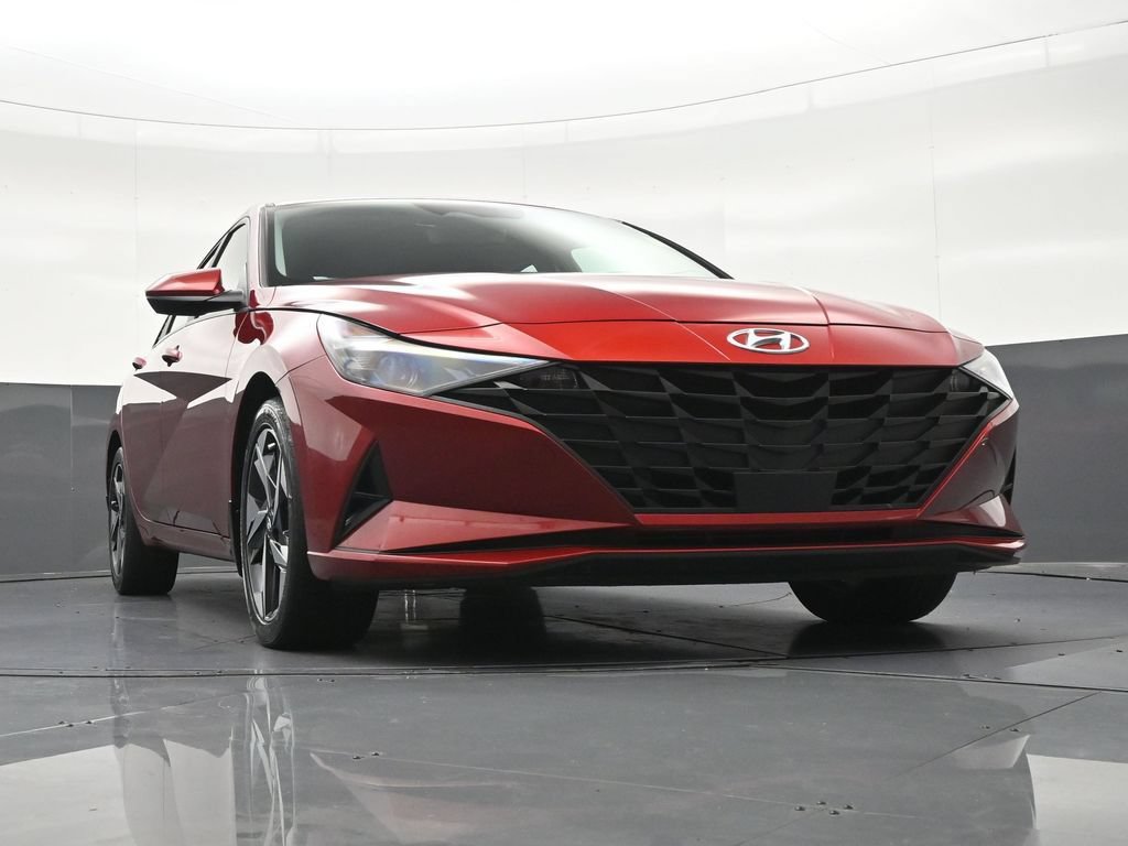 Used 2023 Hyundai Elantra SEL w/ Convenience Package FWD image 32