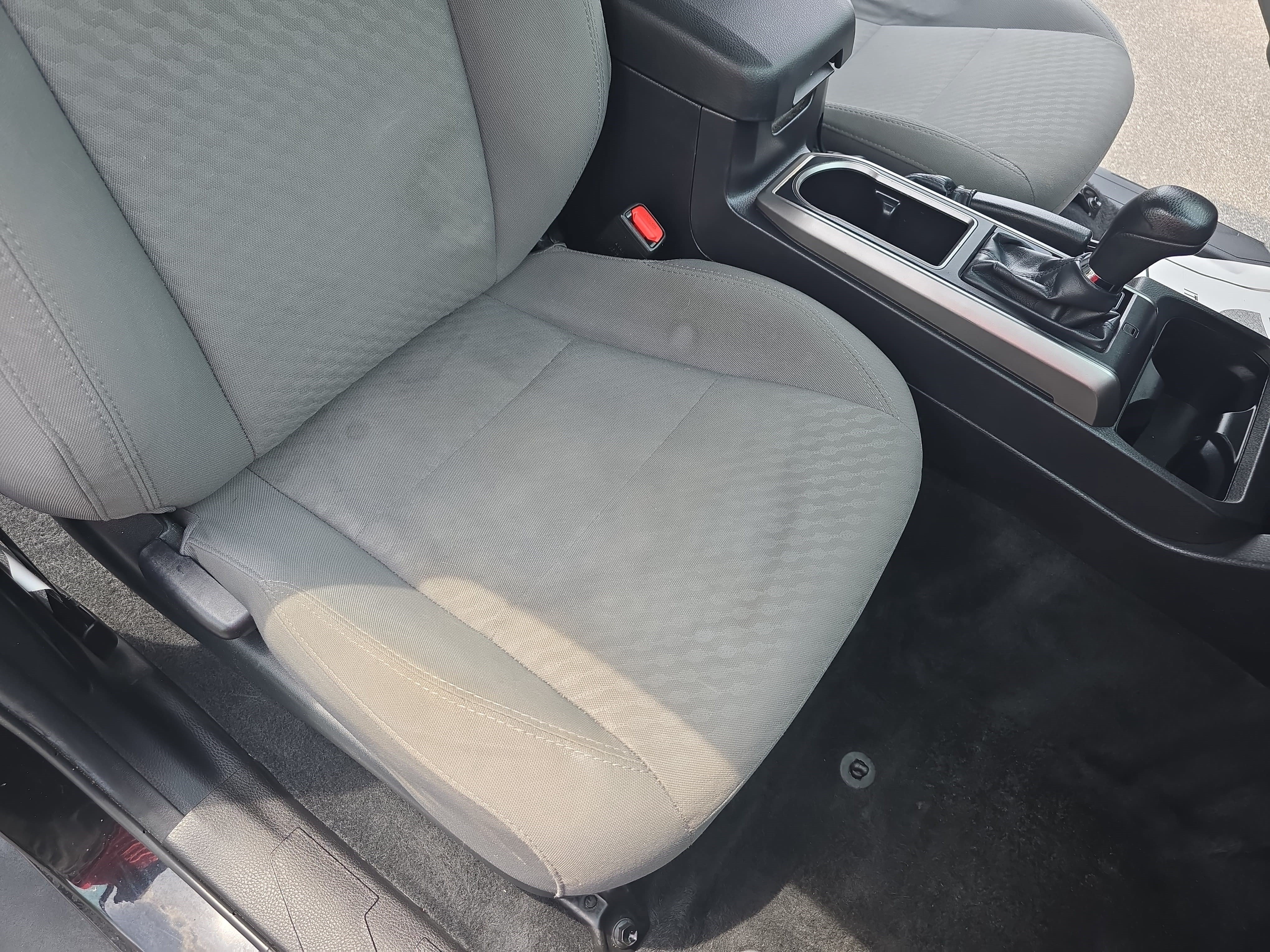 Used 2022 Toyota Tacoma SR5 RWD image 10