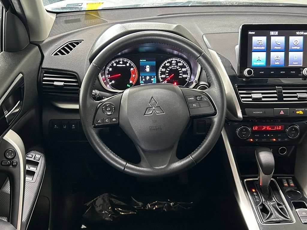 Used 2022 Mitsubishi Eclipse Cross SE FWD image 9