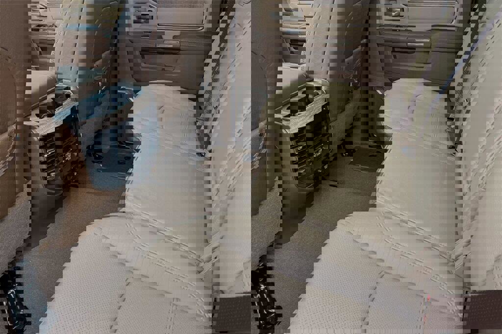 New 2024 RAM 2500 Limited w/ Safety Group image 9