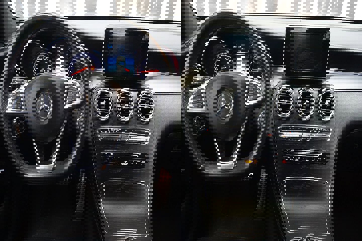 Used 2019 Mercedes-Benz GLC 300 w/ AMG Line image 14