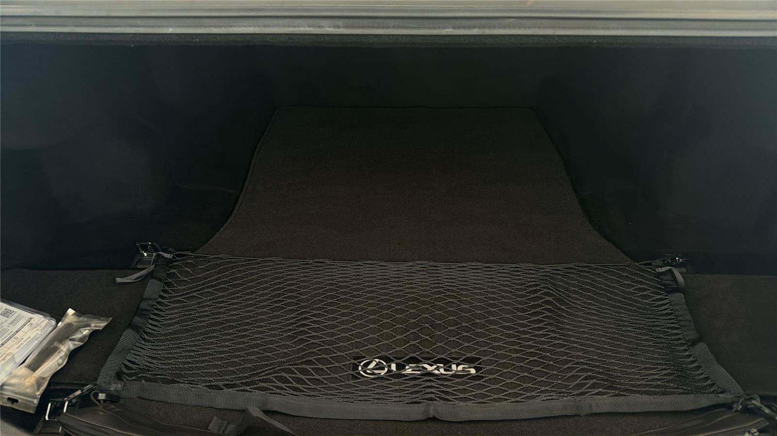 Used 2021 Lexus LS 500 w/ Interior Upgrade Package RWD image 12