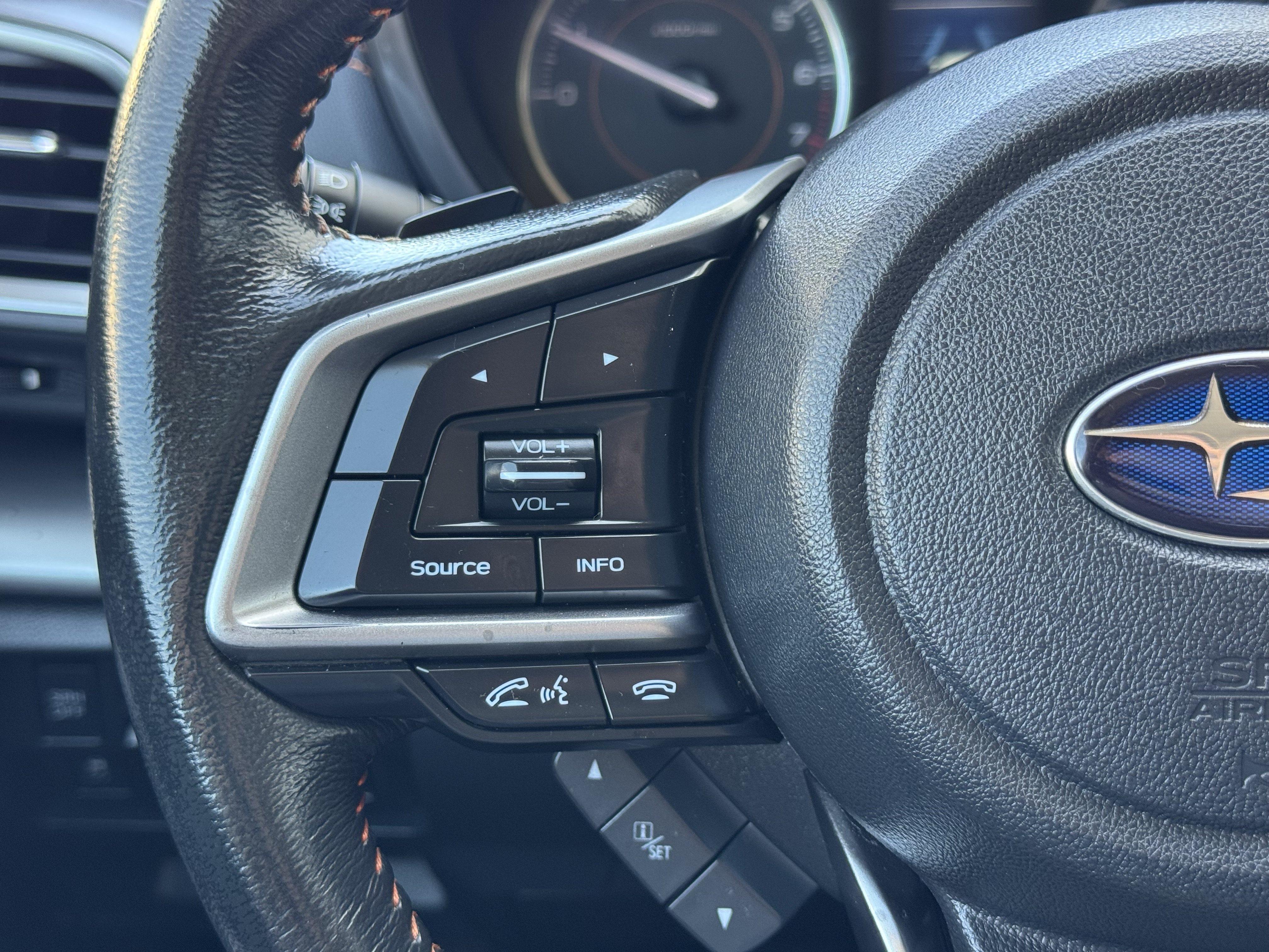 Used 2019 Subaru Crosstrek 2.0i Limited w/ Moonroof Package w/Navigation AWD/4WD image 34