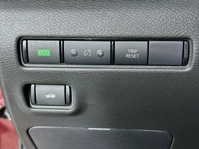 Used 2023 Nissan Sentra SV w/ SV Premium Package FWD image 23