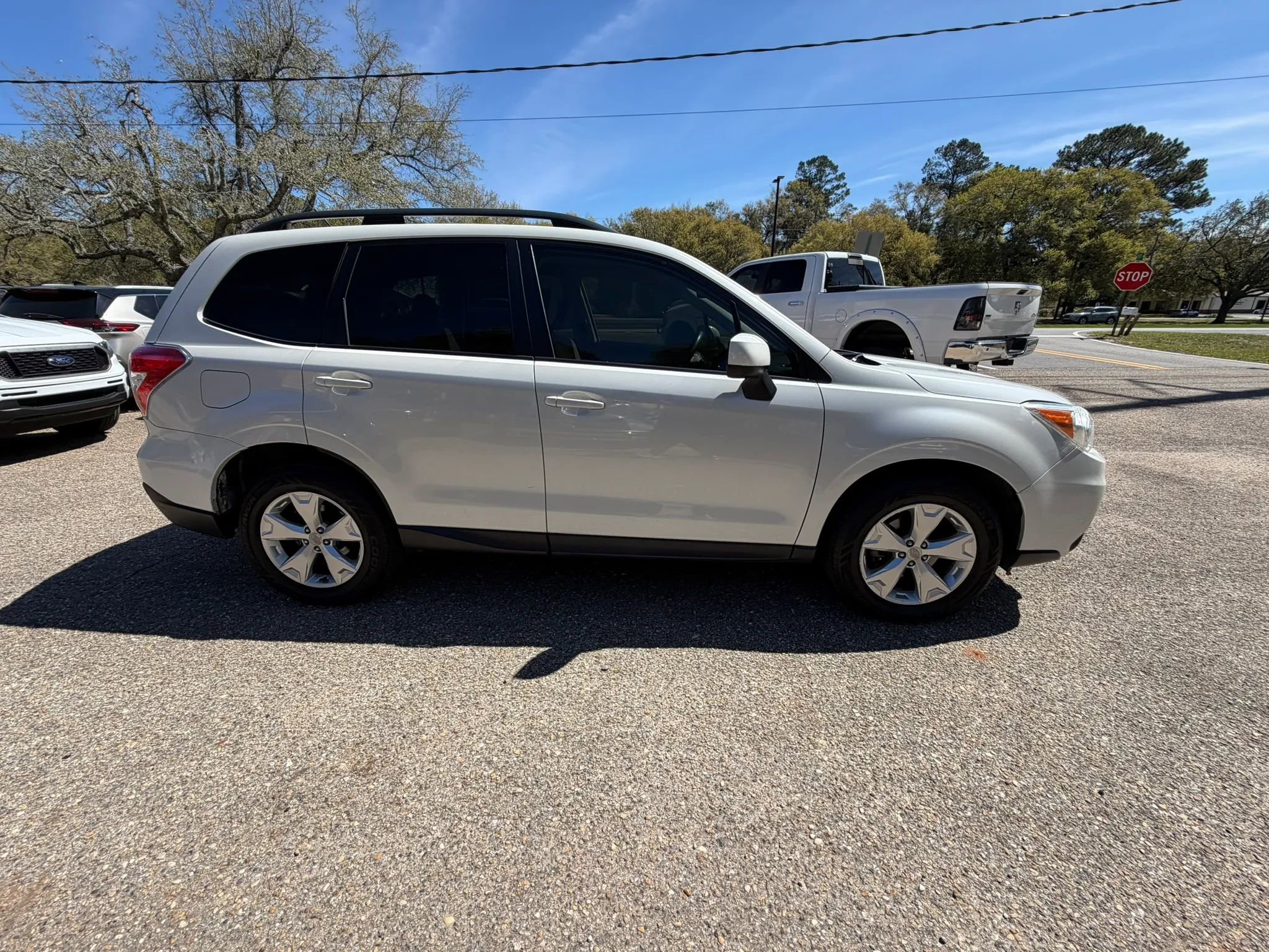 Used 2015 Subaru Forester 2.5i Premium w/ All-Weather Package image 4