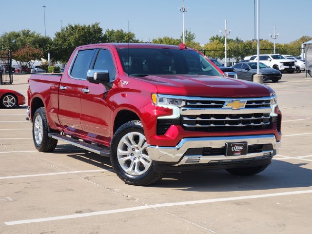 Used 2024 Chevrolet Silverado 1500 LTZ AWD/4WD image 2