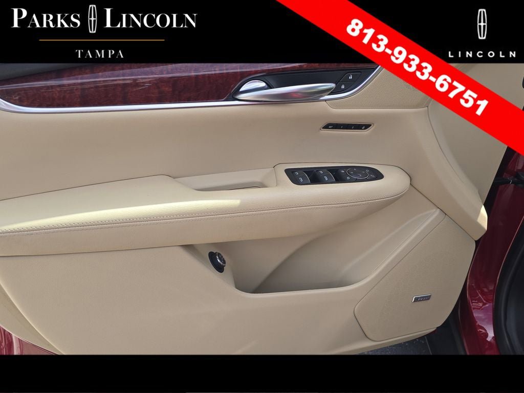 Used 2019 Cadillac XT5 Luxury FWD image 16