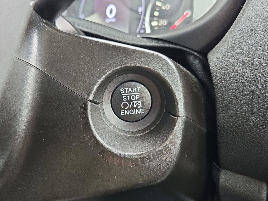 Used 2018 Jeep Renegade Latitude image 35