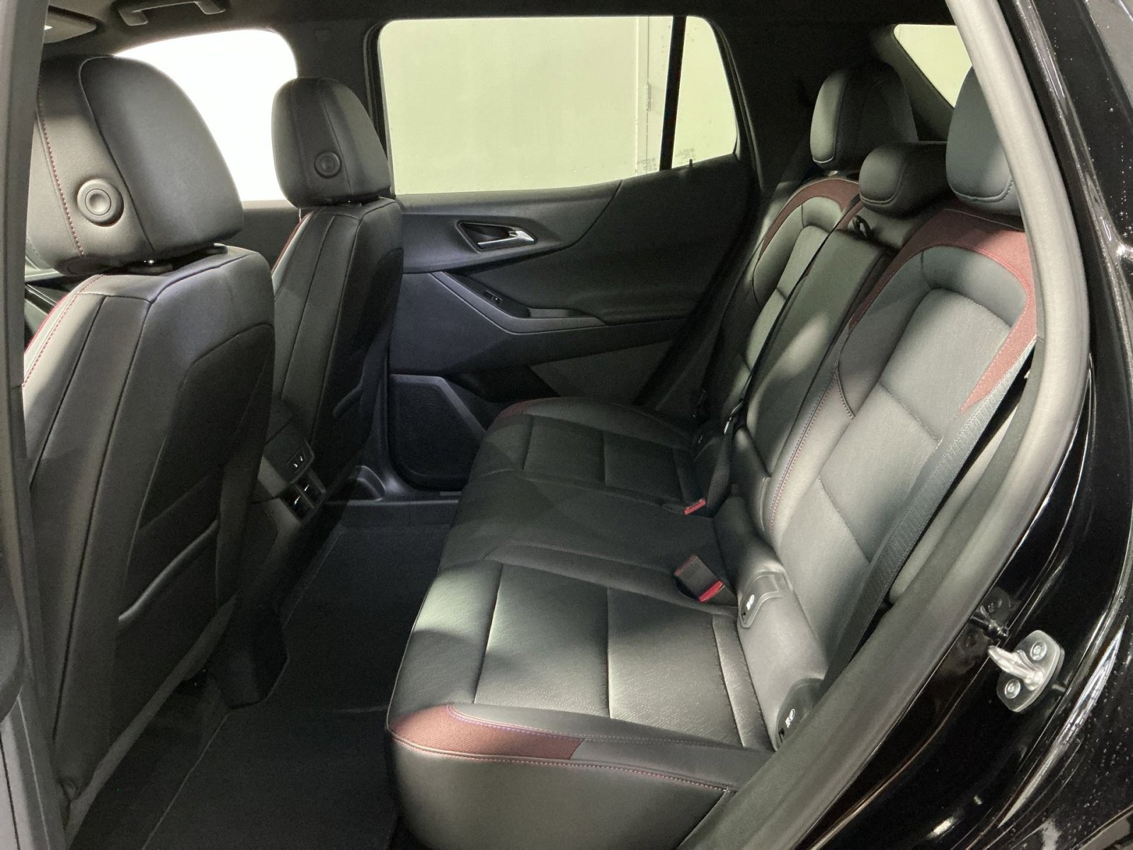 New 2026 Chevrolet Equinox RS w/ Convenience Package III image 31