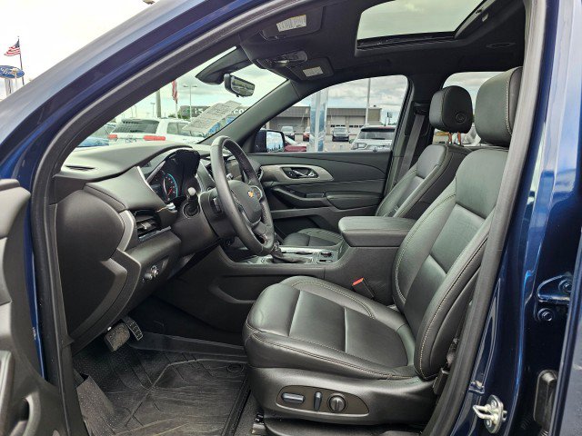 Used 2023 Chevrolet Traverse LT w/ LT Premium Package image 33