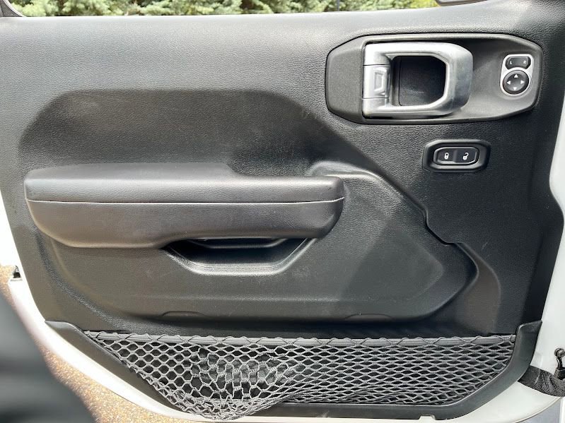 Used 2019 Jeep Wrangler Sport image 6