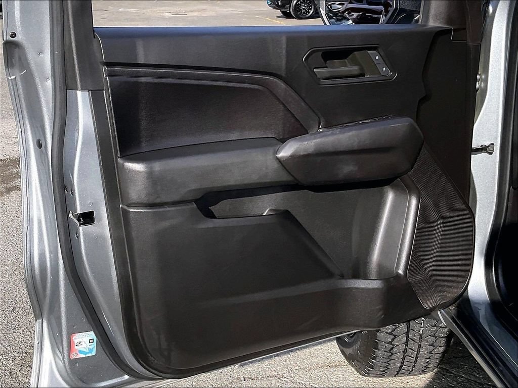 Used 2023 Chevrolet Colorado Trail Boss AWD/4WD image 9