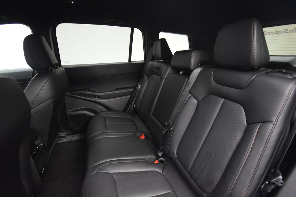 New 2026 Jeep Cherokee Limited AWD/4WD image 34