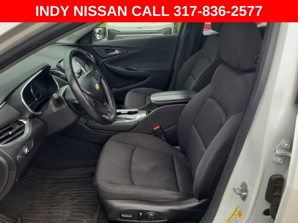 Used 2016 Chevrolet Malibu LT FWD image 13