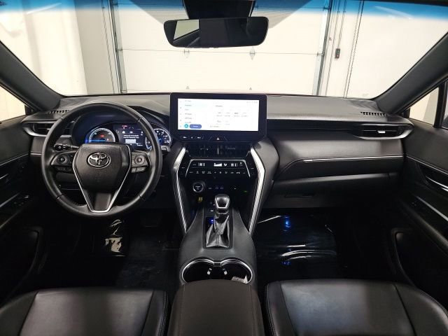 Certified 2024 Toyota Venza XLE image 33