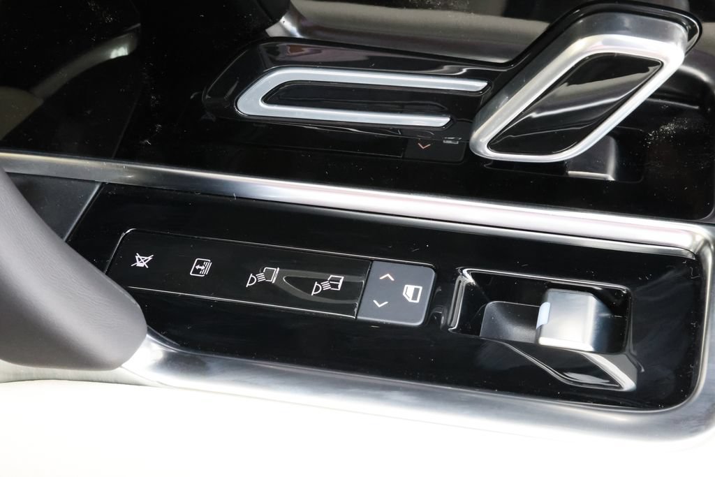 New 2026 Land Rover Range Rover SE AWD/4WD image 31