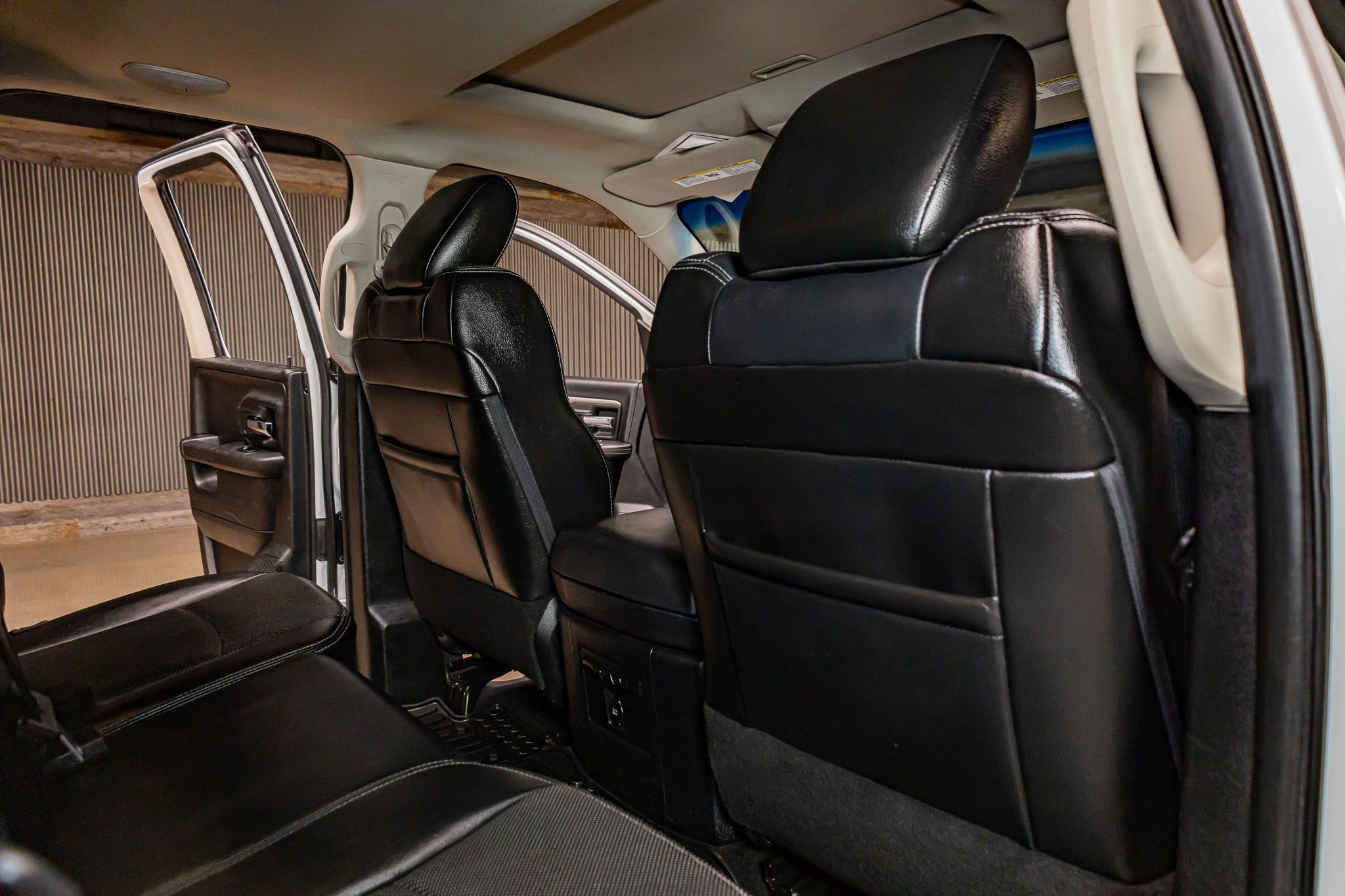 Used 2014 RAM 1500 Sport w/ Sport Premium Group image 23