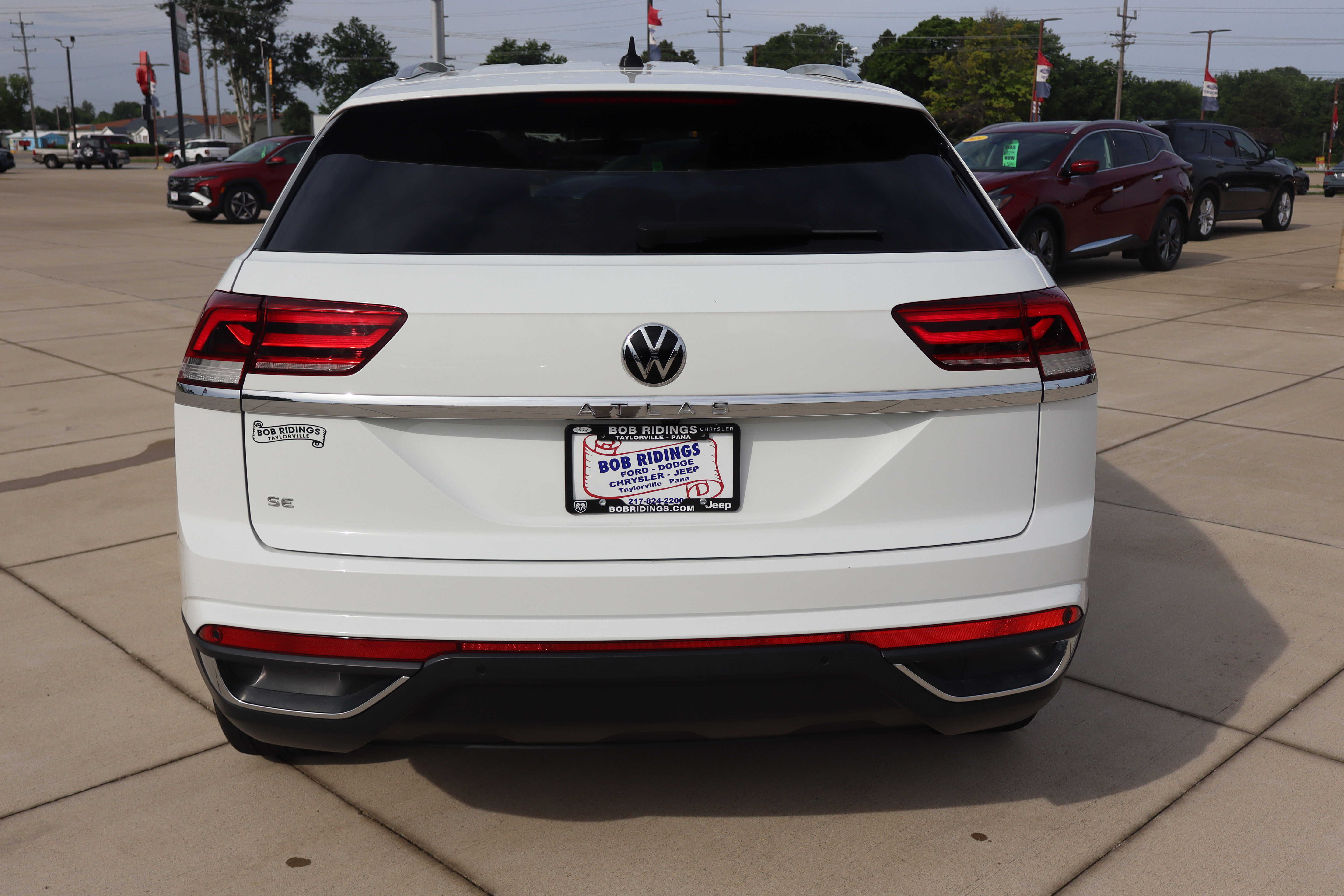 Used 2023 Volkswagen Atlas Cross Sport SE FWD image 7