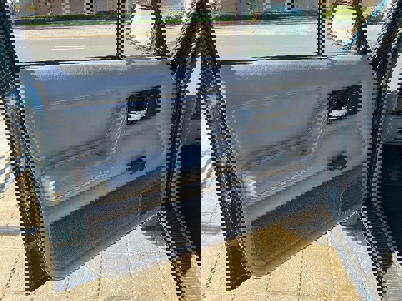 Used 1996 Jeep Cherokee 4WD 4-Door image 13