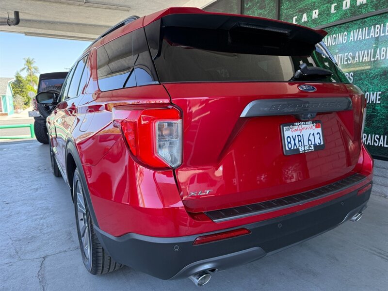 Used 2021 Ford Explorer XLT w/ Equipment Group 202A RWD image 7